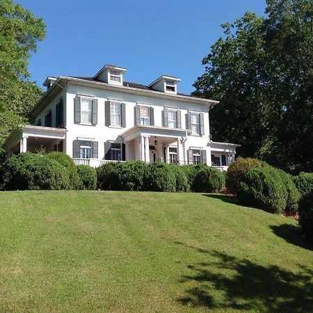 Springwood Inn Anniston Εξωτερικό φωτογραφία